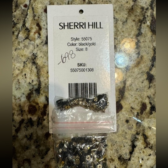 Sherri Hill Homecoming dress! Worn once, perfect condition. Size 8! - Picture 4 of 4